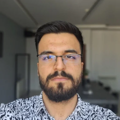 علیرضا ثابت